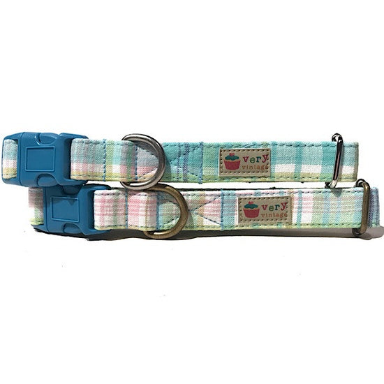 Very Vintage Spring Plaid Collar